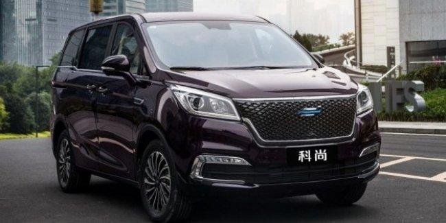 Роскошный минивэн Cosmos бросит вызов Buick GL8
