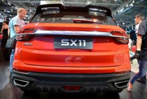 Geely начала продажи нового кроссовера SX11