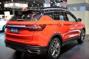 Geely начала продажи нового кроссовера SX11