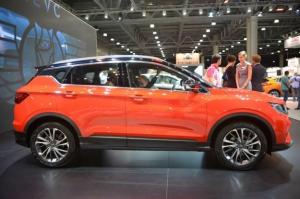 Geely начала продажи нового кроссовера SX11