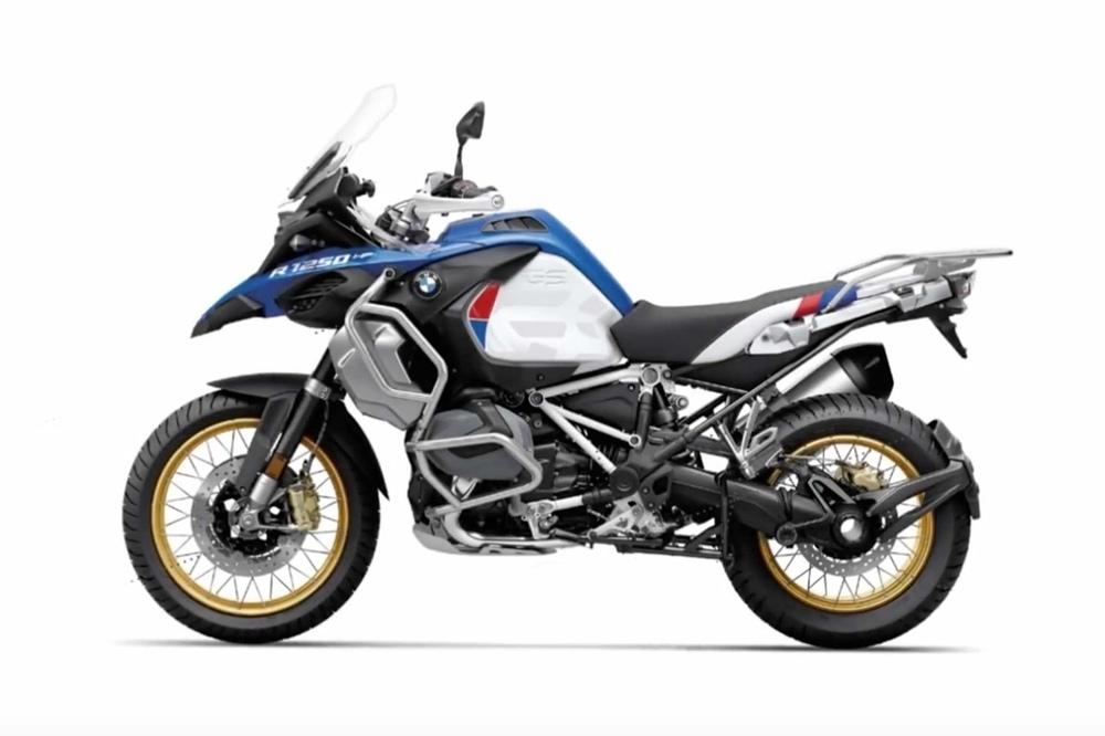 Первые фото BMW R1250GS Adventure 2019