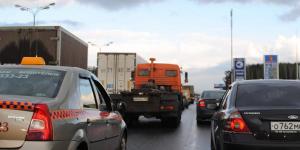 Власти Москвы рассказали, во сколько лучше всего выезжать из города