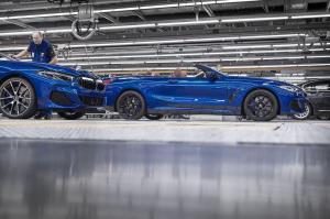 BMW начала производство кабриолета 8-Series