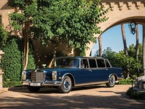 Редчайший лимузин Mercedes 600 продадут по цене суперкара