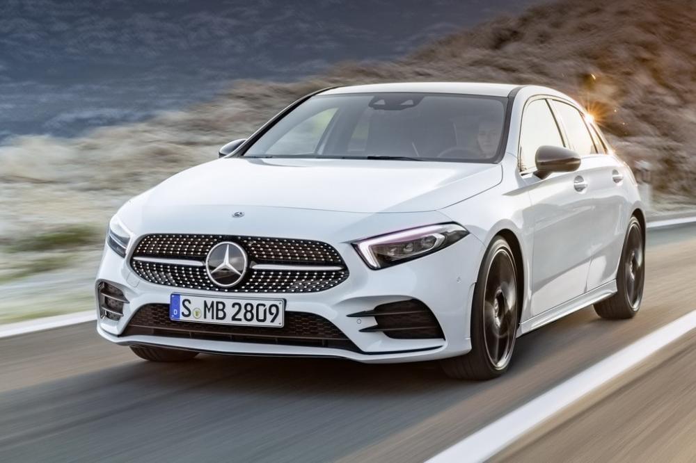 Стали известны российские цены на седан Mercedes-Benz A-Class