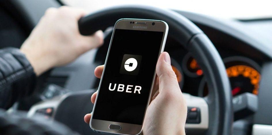 В Аргентине водителей будут лишать прав за использование Uber