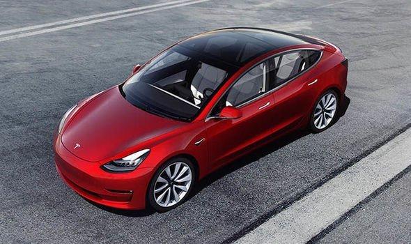 План на две недели: Илон Маск собрался производить по 1 000 Tesla Model 3 в сутки