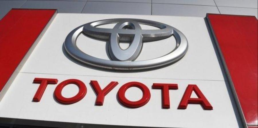 Toyota отзывает более 1,6 млн автомобилей из-за дефекта с подушками безопасности