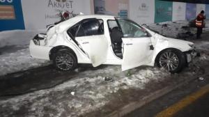 Водитель Toyota Camry чудом выжил в страшном ДТП в Алматы