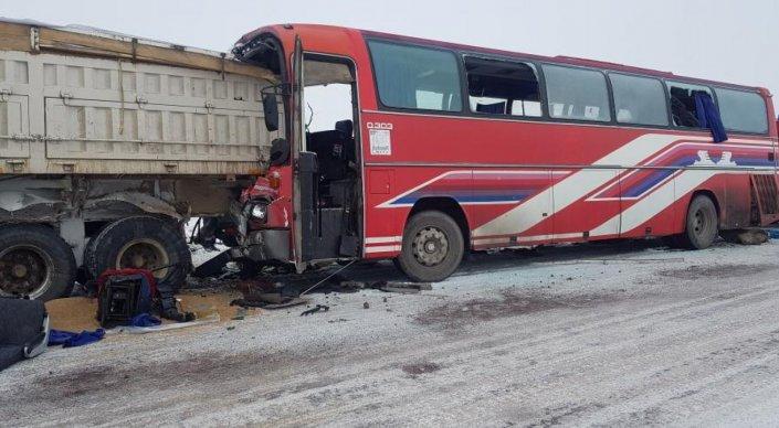 Еще один человек скончался после ДТП с автобусом под Карагандой 