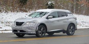 Обновленный Nissan Murano демонстрирует новое лицо
