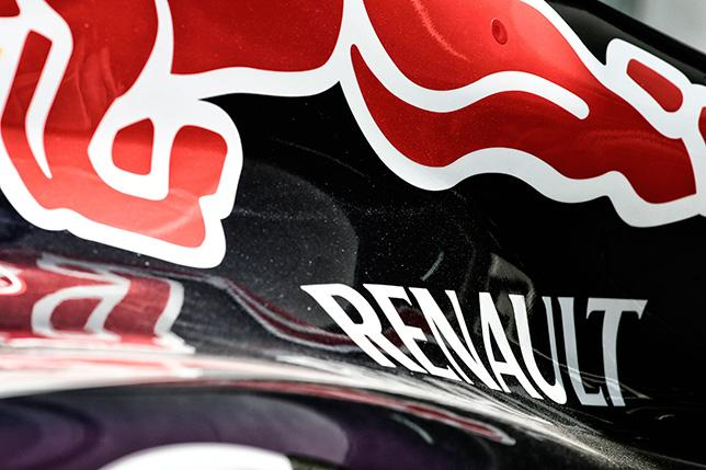 В Renault попрощались с Red Bull Racing