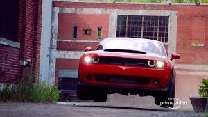Трейлер третьего сезона The Grand Tour: маслкары, взрывы и Кларксон на велосипеде