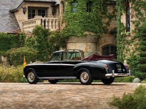 1967 Rolls-Royce Phantom V State Landaulet by Mulliner Park Ward