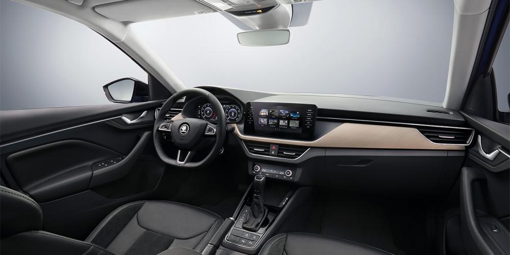 Skoda рассекретила интерьер нового хэтчбека
