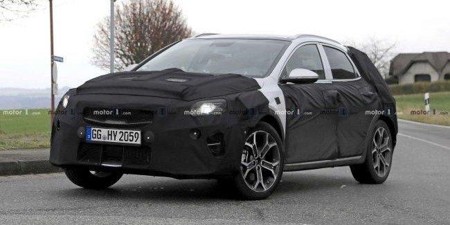 Внедорожная версия KIA Ceed тестируется в камуфляже
