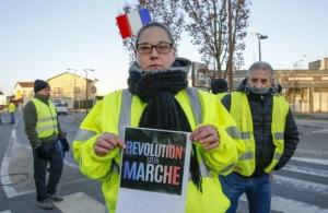 В Брюсселе начались протесты против роста цен на топливо