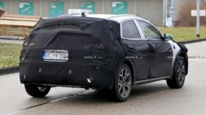 Внедорожная версия KIA Ceed тестируется в камуфляже