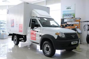 UAZ Profi (с обтекателем на кабине)