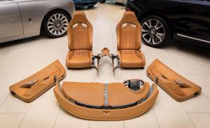 Интерьер гиперкара Bugatti Veyron
