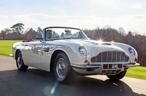 Aston Martin научился переделывать свои старые модели в электромобили