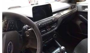 Спортивный Ford Focus нового поколения сфотографировали без камуфляжа