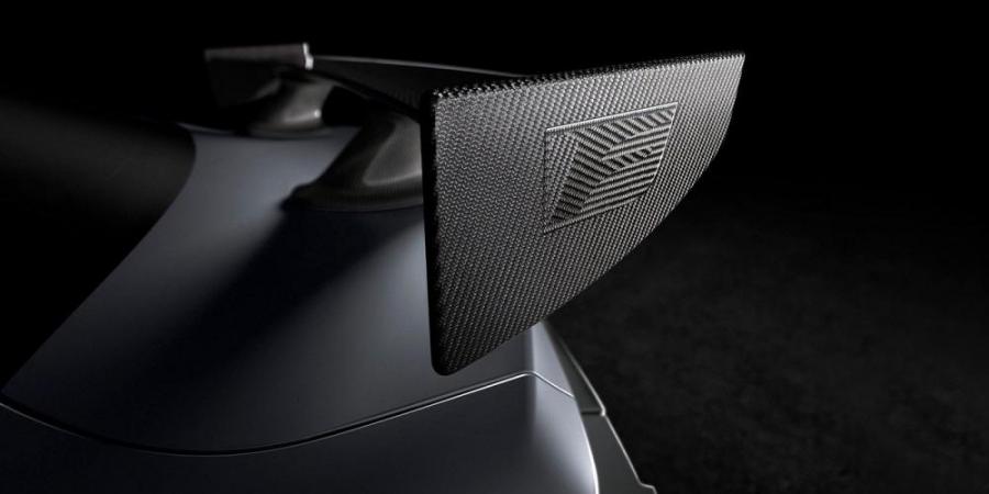 Lexus привезет в Детройт экстремальную версию купе RC F