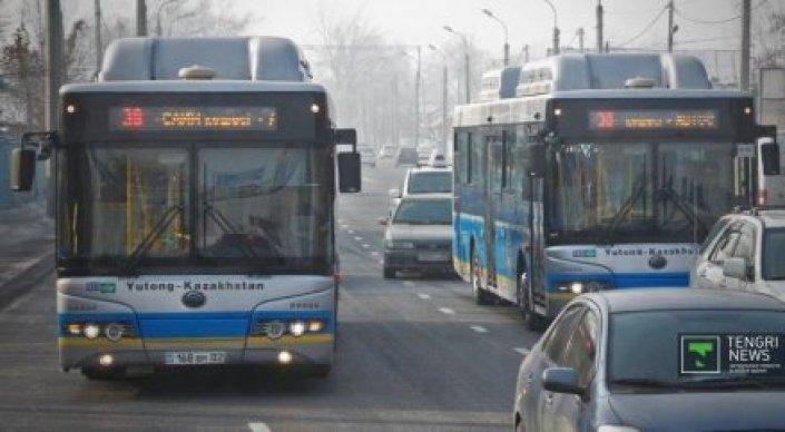 Водителей Алматы начнут штрафовать с помощью автобусов в 2019 году