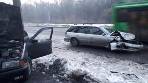 ДТП на Суюнбая в Алматы: пострадали два человека