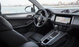 Названы российские цены на обновленный Porsche Macan S