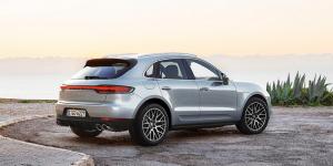 Названы российские цены на обновленный Porsche Macan S