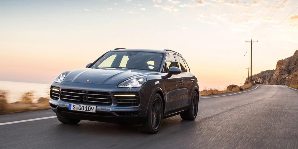 Porsche отзовет новые Cayenne в России