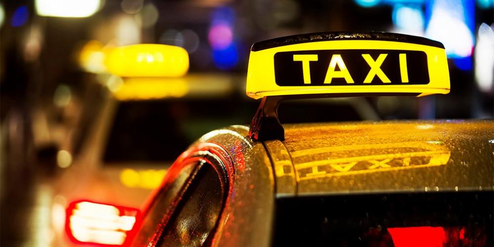 В Подмосковье автомобили таксистов-нарушителей отправят на спецстоянки