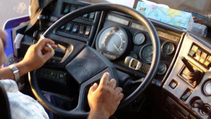 Водители общественного транспорта 11,5 тысяч раз нарушили ПДД