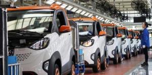 В Китае вырос объем производства и продаж авто на новых источниках энергии