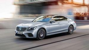 Продажи люксовых автомобилей в России опережают среднерыночный рост