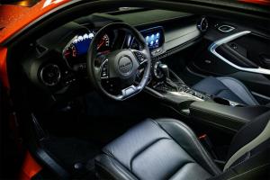 Chevrolet назвал российские цены на обновленный Camaro