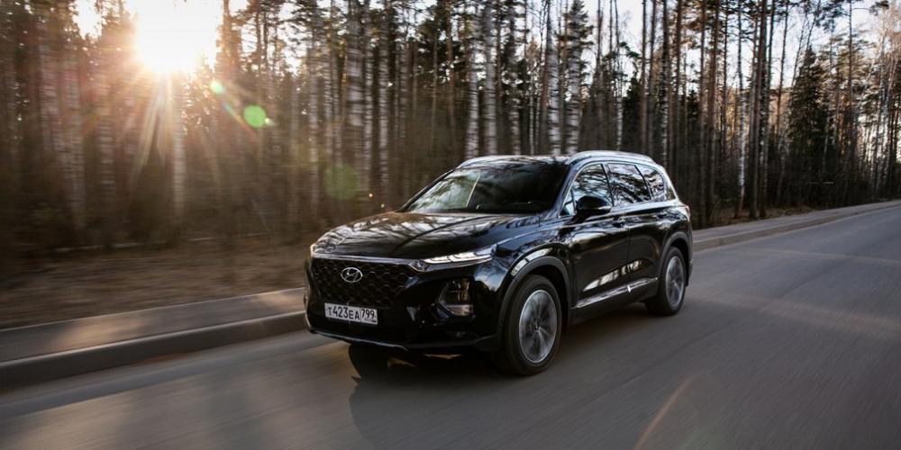 Hyundai объявил об отзыве новых Santa Fe в России