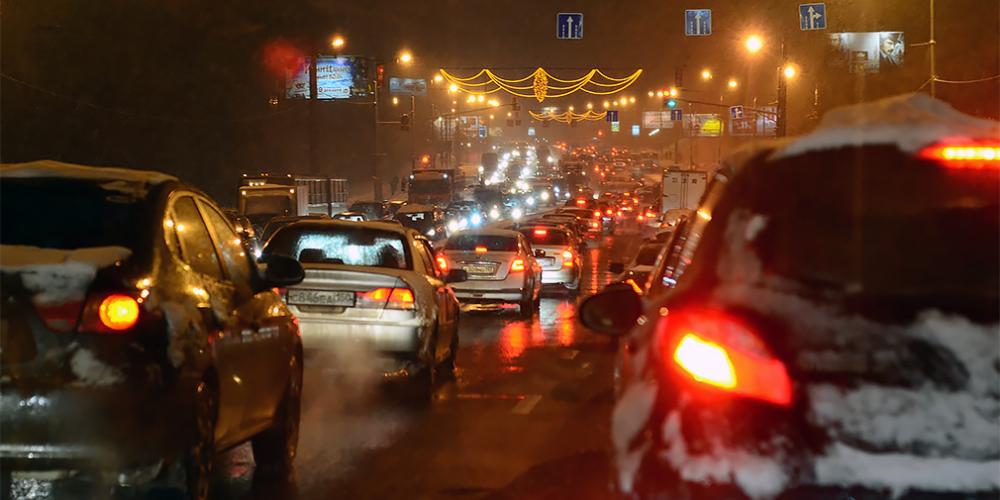Москва встала в 10-балльных пробках