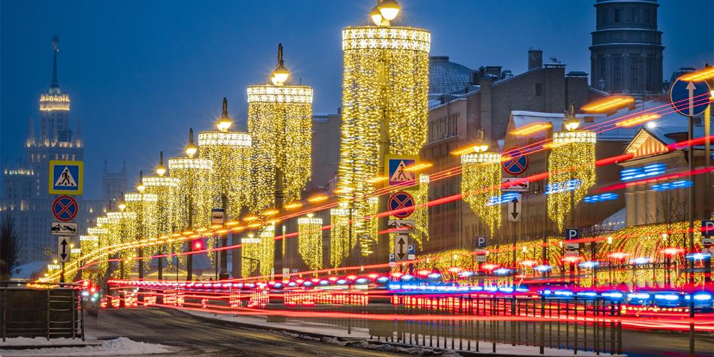 В центре Москвы перекроют движение в новогоднюю ночь