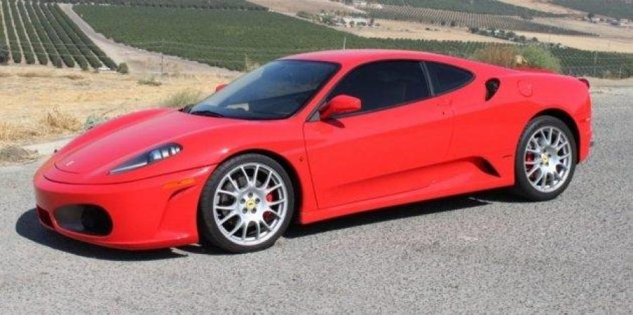 Автосалон заплатил владельцу неисправной Ferrari $5,8 миллиона