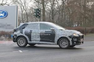 Ford тестирует прототип нового кроссовера
