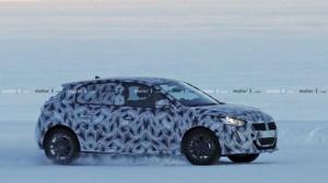 На тестах замечен новый Peugeot 208