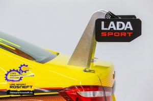 Lada Vesta TCR