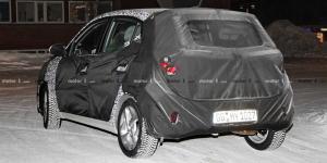 Hyundai вывел на тесты маленький хэтчбек i10 нового поколения
