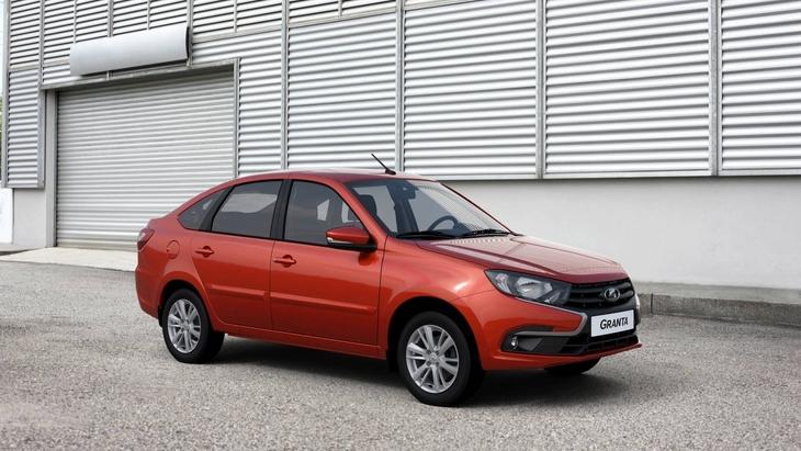 Стали известны самые популярные автомобили России в декабре