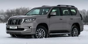 Внедорожник Toyota Land Cruiser Prado получил новую версию в России