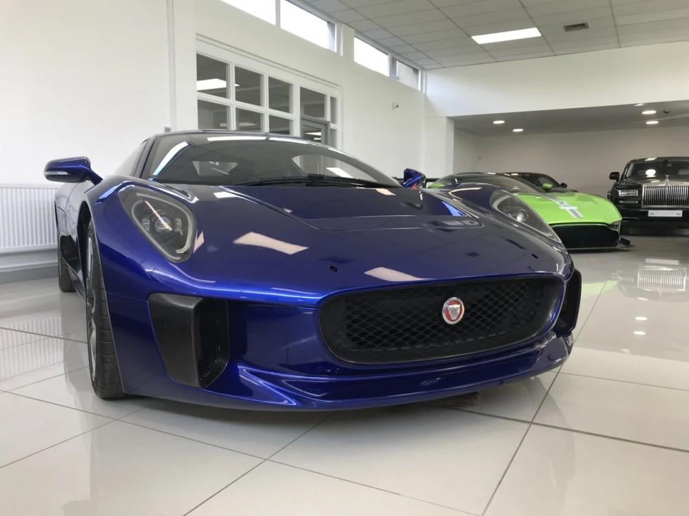 Jaguar c x75 2020