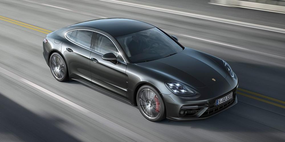 Porsche отзывает 1200 автомобилей в России
