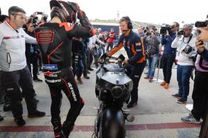 Первые фото Хорхе Лоренцо в команде Repsol Honda